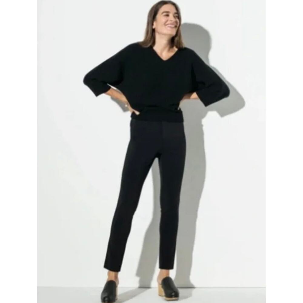 The Reset R Label The Smarty Boucle Knit Black V-Neck Sweater Top Size M